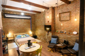 Studio V - Industrial & Original - Old Town